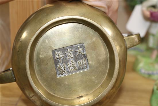 A Chinese bronze censer length 17.5cm